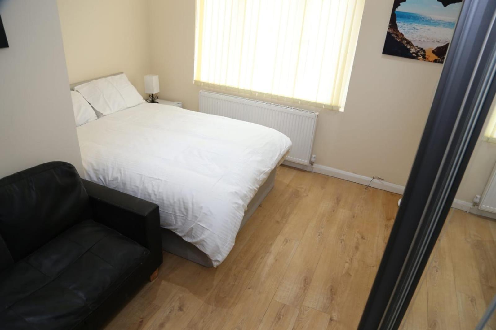 A A Guest Rooms Thamesmead Erith Kültér fotó