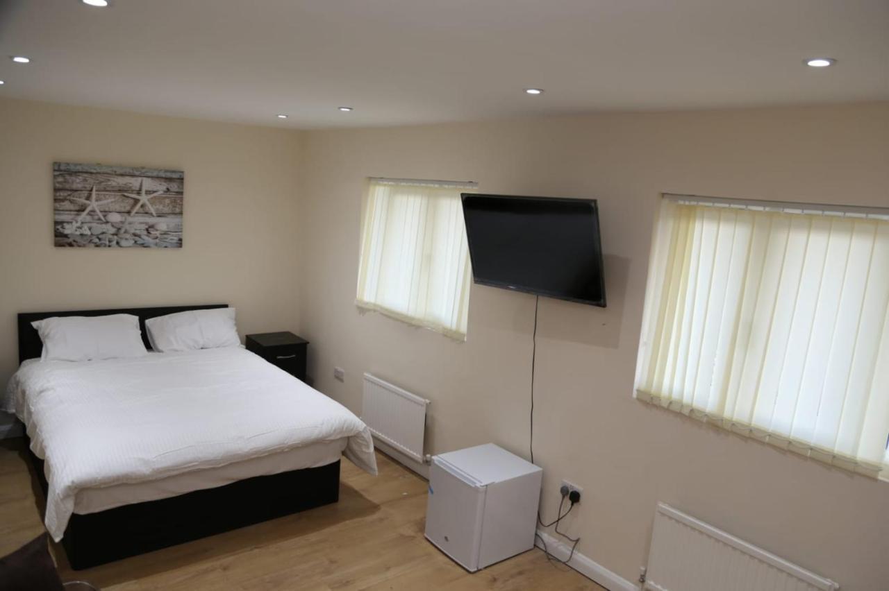 A A Guest Rooms Thamesmead Erith Kültér fotó